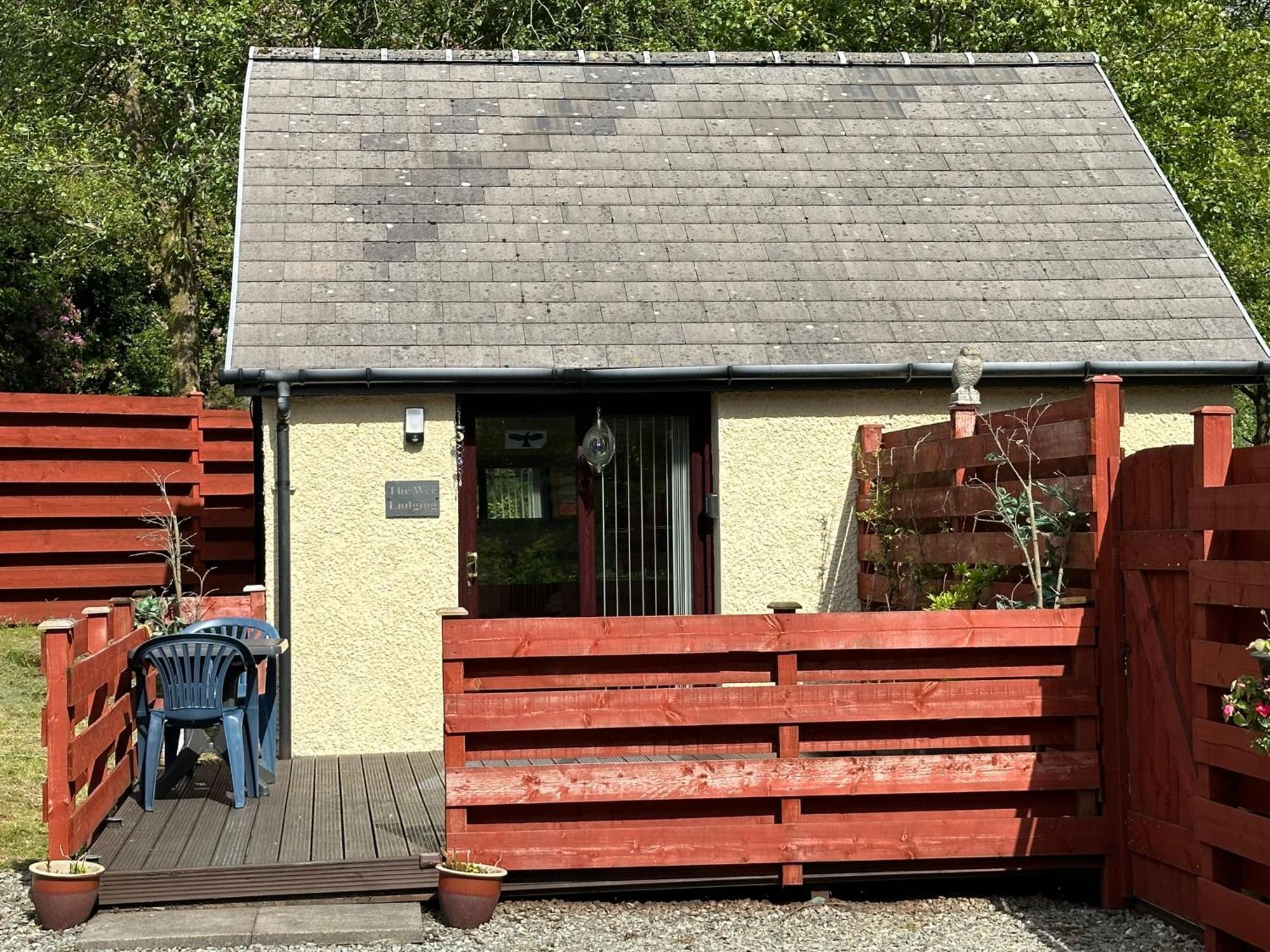 The Wee Ludging Cottage, Rashfield, By * Dunoon